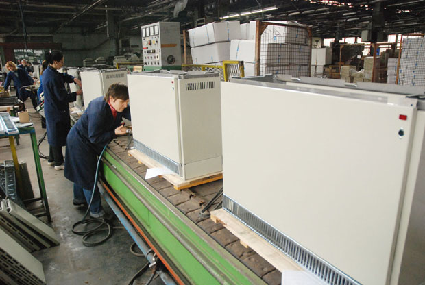 СУДБИНА “МАГНОХРОМА”: Индијци су га опустошили, а сада га ваде Финци